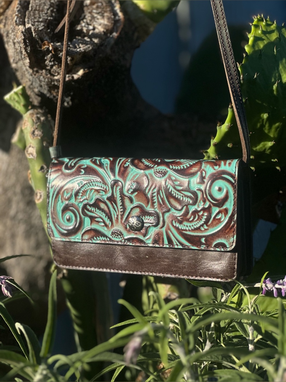 Patricia Nash — Balloni Tooled Turquoise Floral Leather Crossbody Bag